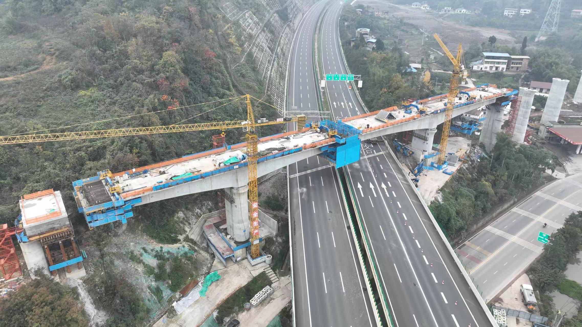 銅安特大橋合龍成功，五新智能懸臂造橋機(jī)轉(zhuǎn)戰(zhàn)淮遠(yuǎn)河特大橋！